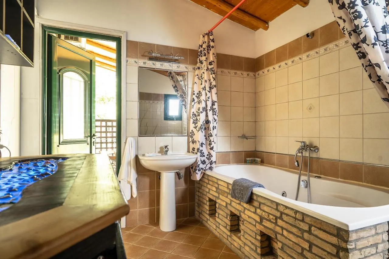 Villa Koutoupakia Radzaklí